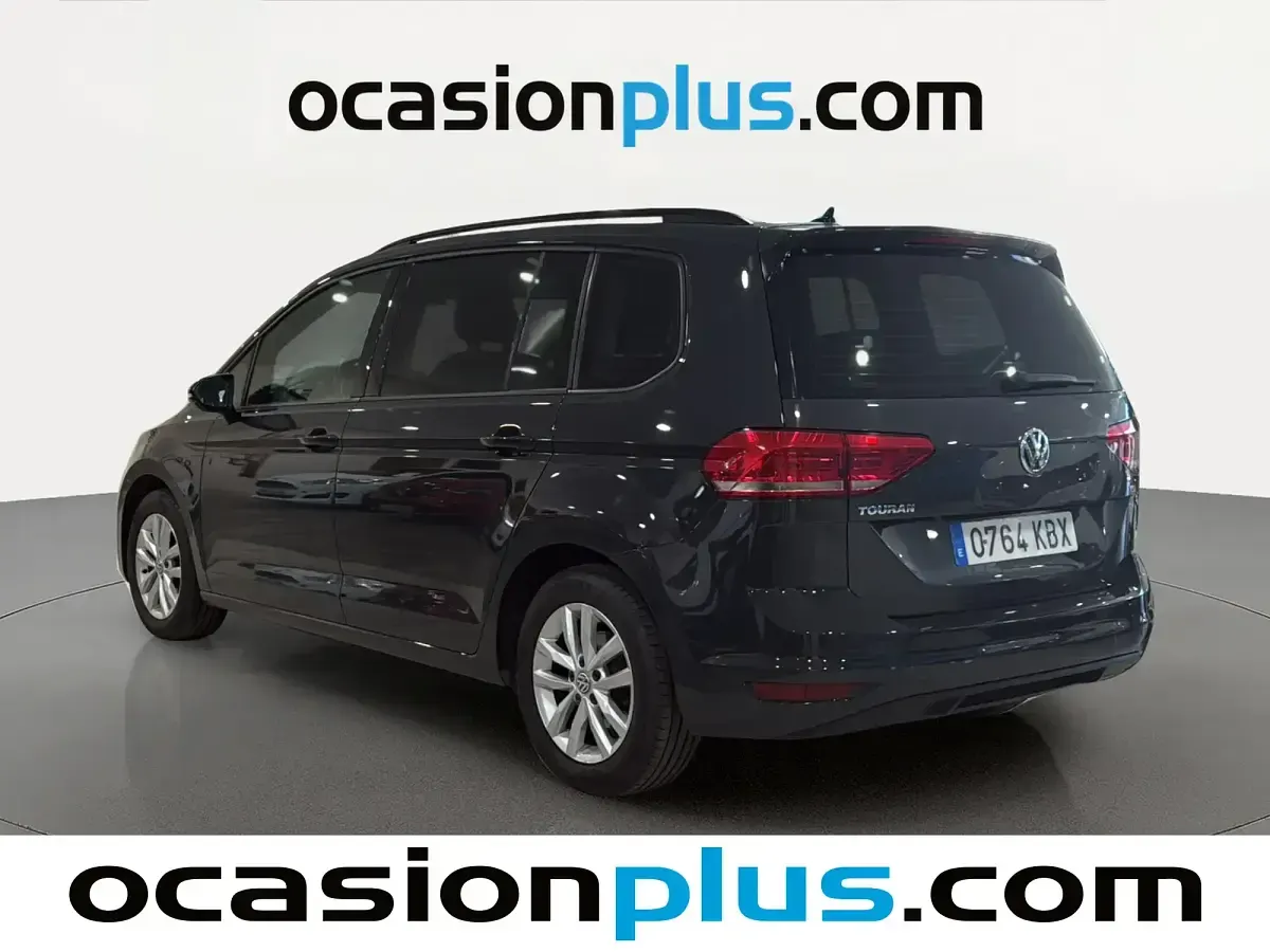 Usado VW Touran Edition 110 CV (80 kW) 2017 Gris Monovolumen