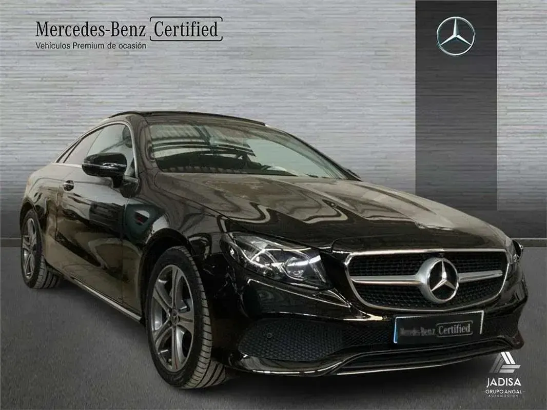 Usado Mercedes E220 160 CV (117 kW) 2019 Coupe