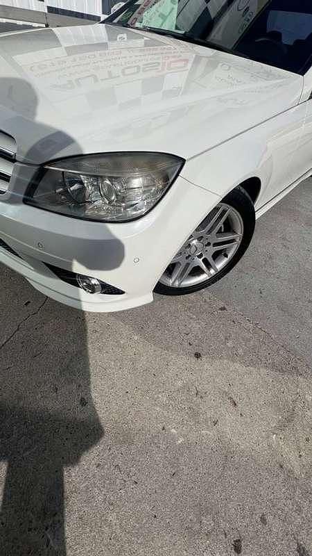 Usado Mercedes C200 AMG 136 CV (100 kW) 2008 Blanco Berlina