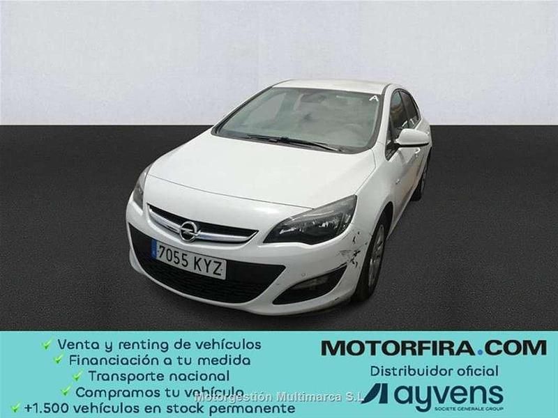 Usado 2019 Opel Astra Elegance Coupe | 11.600 € - Imagen 1/4