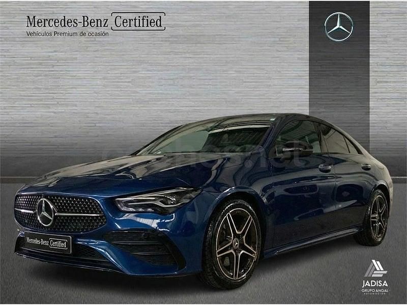Usado Mercedes CLA200 163 CV (119 kW) 2025 Azul Berlina