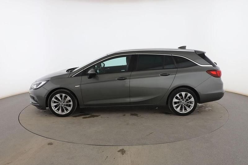 Usado Opel Astra Excellence 150 CV (110 kW) 2017 Gris Familiar