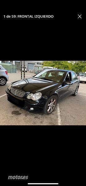 Negro Usado 2006 Mercedes 220 Sport Edition Berlina | 7400 € - Imagen 1/4