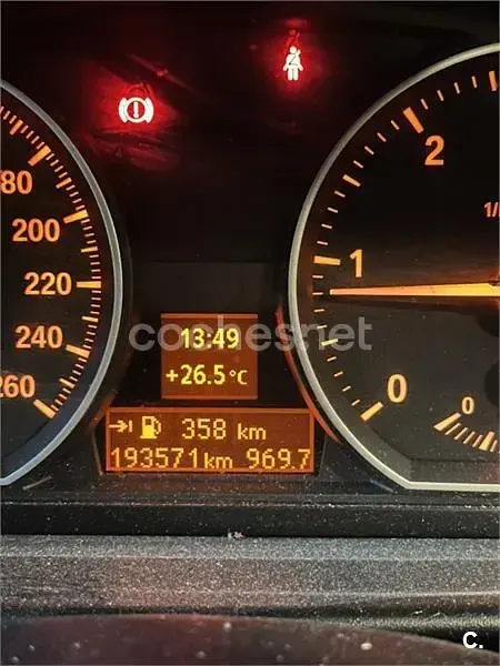Usado BMW 120 Sport Line 184 CV (135 kW) 2010 Gris / plata Utilitario
