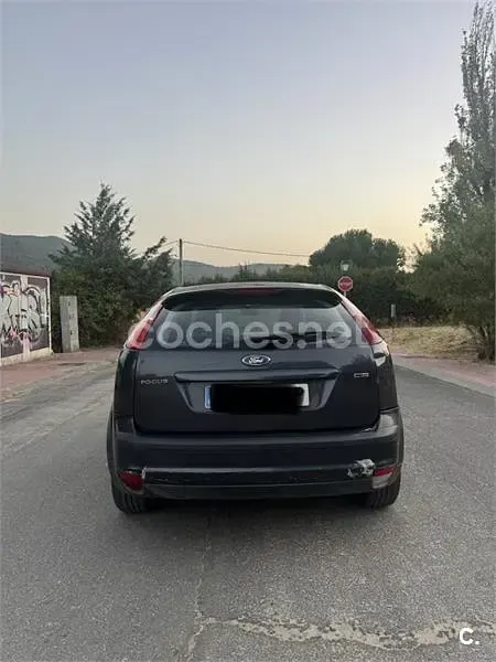 Usado Ford Focus Trend 115 CV (84 kW) 2009 Negro Berlina