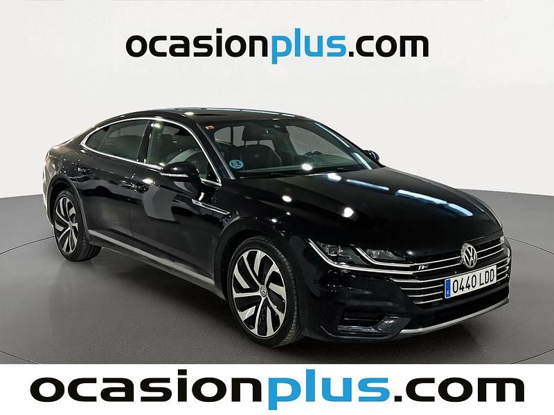 Usado VW Arteon R-line 150 CV (110 kW) 2019 Negro Utilitario