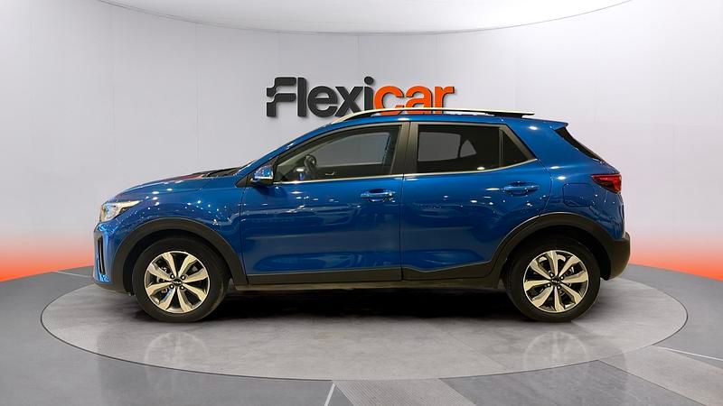 Usado Kia Stonic 100 CV (73 kW) 2022 Azul SUV