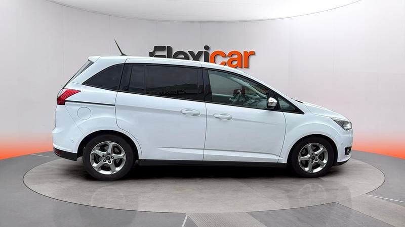 Usado Ford Grand C-Max Trend+ 120 CV (88 kW) 2016 Blanco Monovolumen