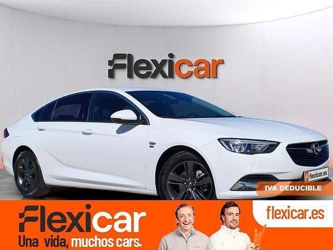 Usado Opel Insignia Innovation 136 CV (100 kW) 2020 Blanco