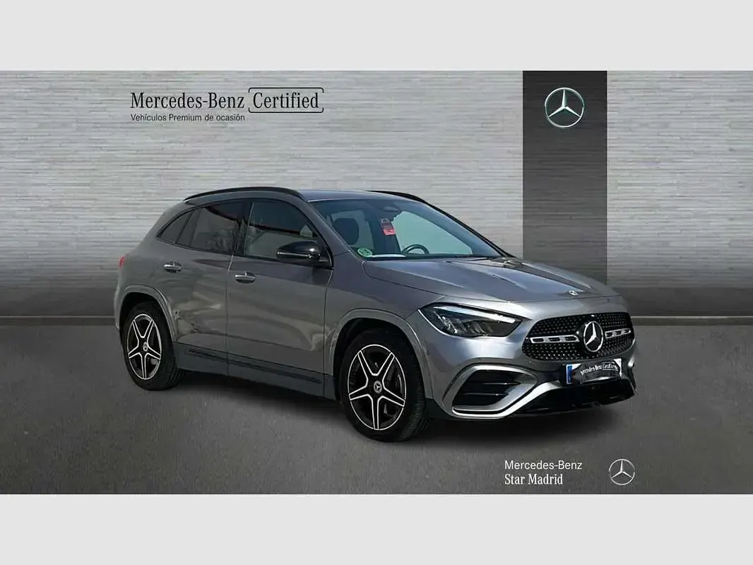 Usado Mercedes GLA200 150 CV (110 kW) 2025 SUV