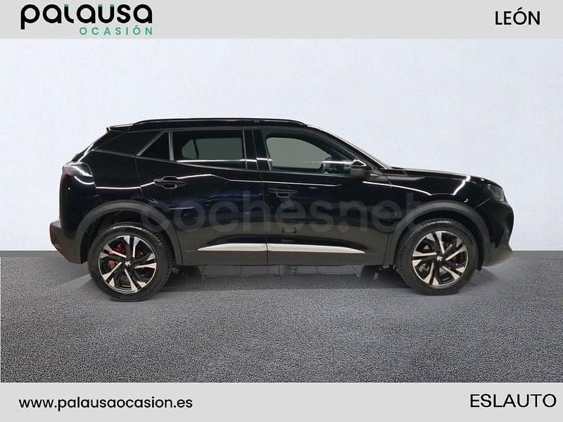 Usado Peugeot 2008 Allure 100 CV (73 kW) 2023 Negro SUV