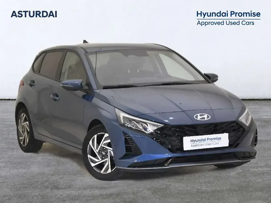 Usado Hyundai i20 101 CV (74 kW) 2025 Azul Utilitario