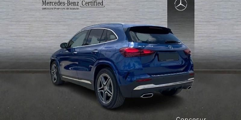 Usado Mercedes GLA200 150 CV (110 kW) 2024 Azul SUV