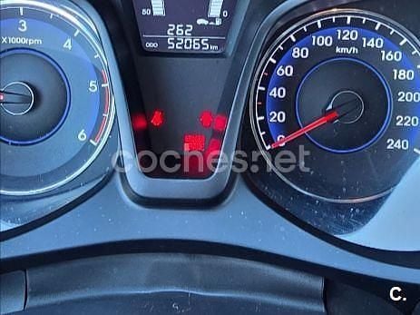 Blanco Usado 2012 Hyundai ix20 Comfort Utilitario | 7900 € (Precio justo) - Imagen 1/4