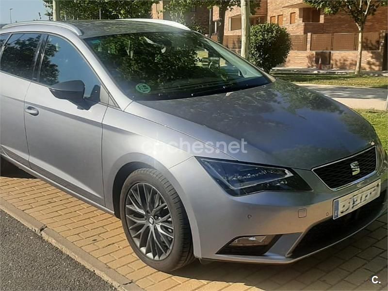 Gris / plata Usado 2016 Seat Leon CONNECT Familiar | 9250 € (Super precio) - Imagen 1/4