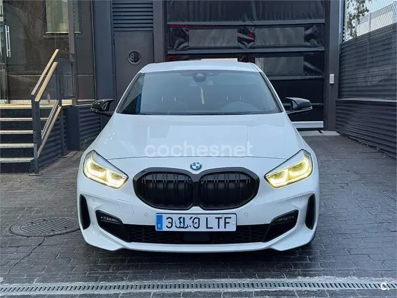 Usado BMW 118 150 CV (110 kW) 2021 Blanco Berlina