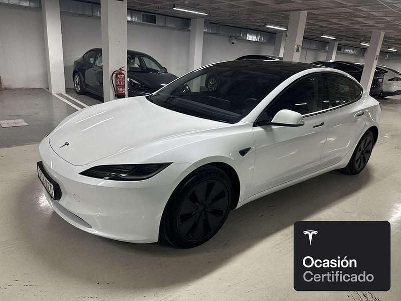 Käytetty Tesla Model 3 Long Range AWD 269 kW (366 HP) 2025 Valkoinen Sedan