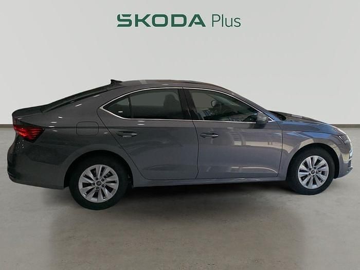 Nuevo Skoda Octavia Selection 116 CV (85 kW) 2025 Gris Berlina