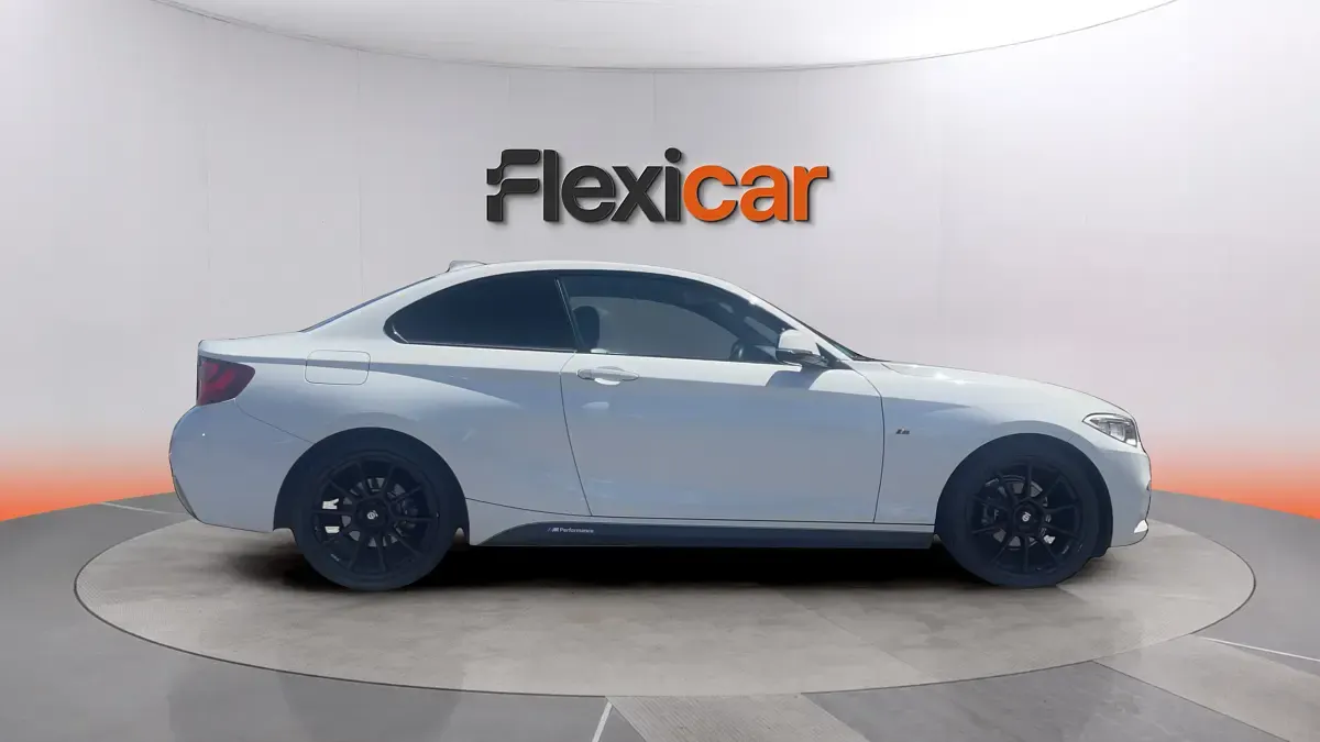 Usado BMW 218 150 CV (110 kW) 2017 Blanco Coupe