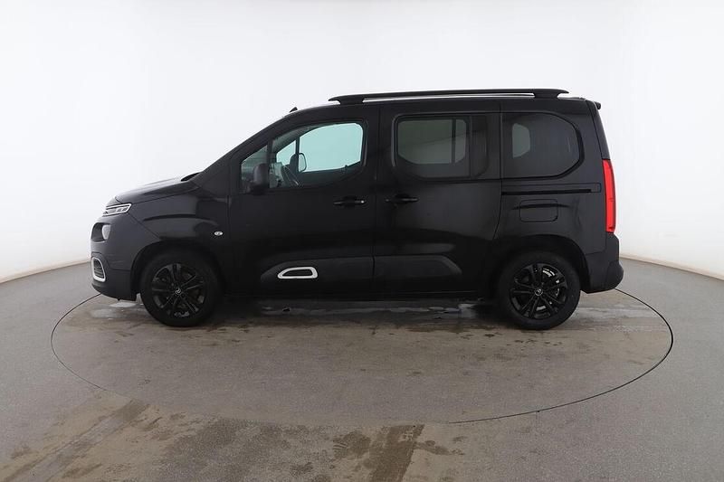Usado Citroën Berlingo Feel 102 CV (75 kW) 2021 Negro Monovolumen