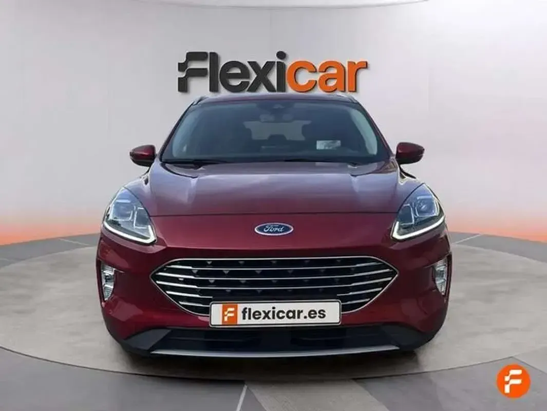 Usado Ford Kuga Titanium 150 CV (110 kW) 2023 Burdeos SUV