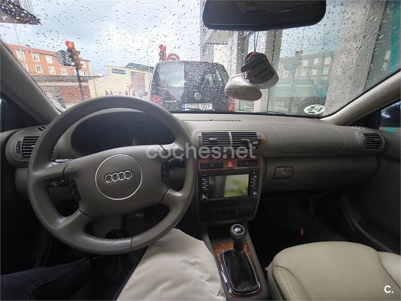 Usado Audi A3 Ambiente 125 CV (91 kW) 2001 Azul Berlina