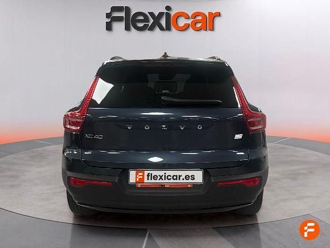 Usado Volvo XC40 211 CV (155 kW) 2021 Gris SUV