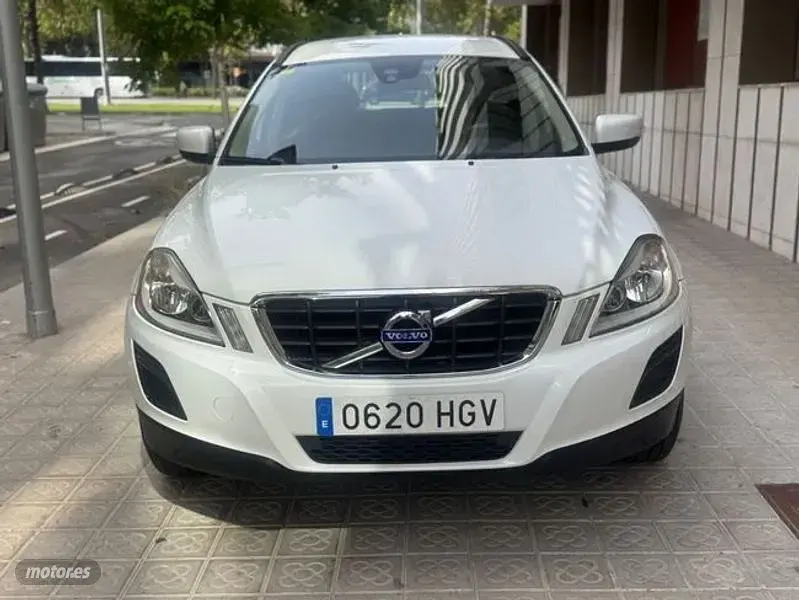 Usado Volvo XC60 Drive Kinetic 163 CV (119 kW) 2011 Blanco SUV