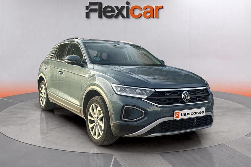 Verde Usado 2023 VW T-Roc Life SUV | 22.490 € (Buen precio) - Imagen 1/4