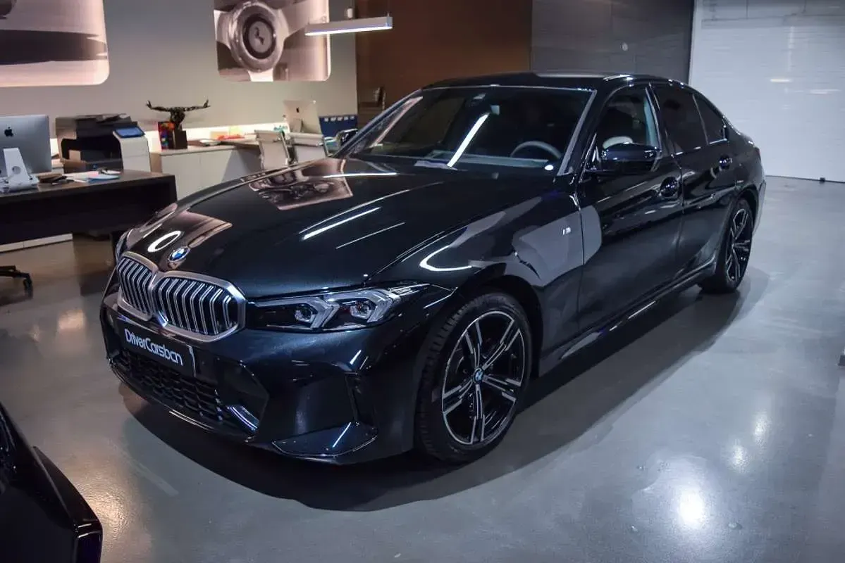 Usado BMW 318 M Sport 150 CV (110 kW) 2026 Negro Berlina
