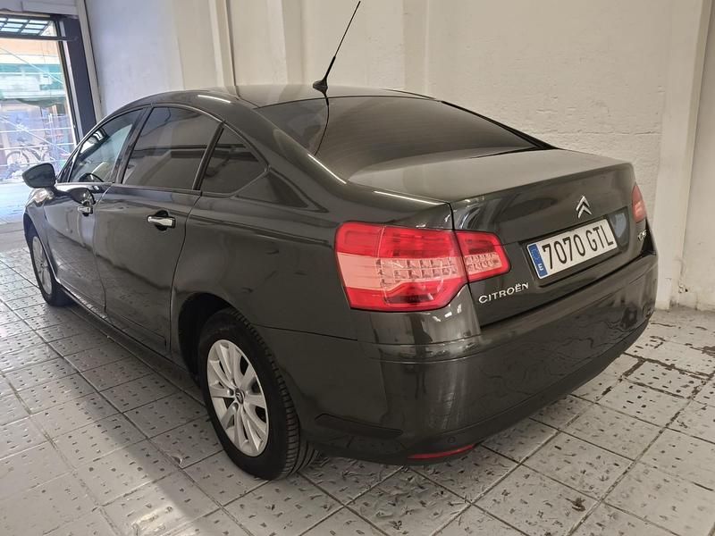 Usado Citroën C5 109 CV (80 kW) 2010 Verde Berlina