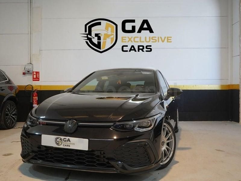 Usado VW Golf VIII GTI 245 CV (180 kW) 2022 Negro Berlina