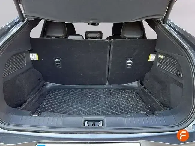 Usado Ford Mustang Mach-E 189 kW (258 CV) 2021 Gris SUV