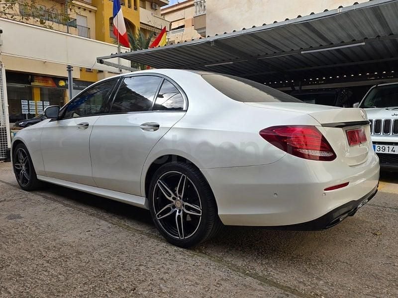 Usado Mercedes E220 194 CV (142 kW) 2016 Blanco Berlina