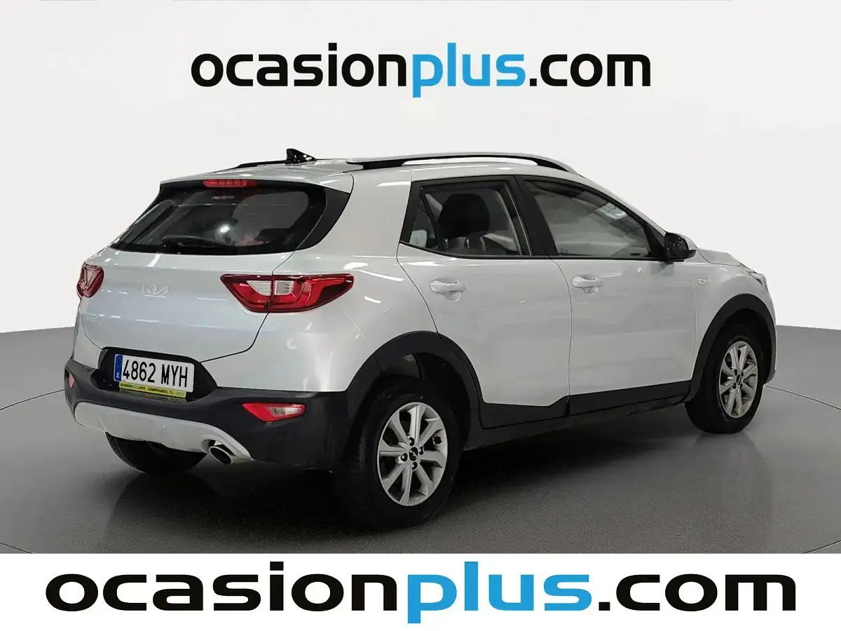 Usado Kia Stonic 79 CV (58 kW) 2025 Gris SUV