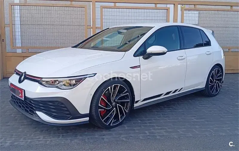 Usado VW Golf VIII GTI Clubsport 301 CV (221 kW) 2023 Blanco Berlina