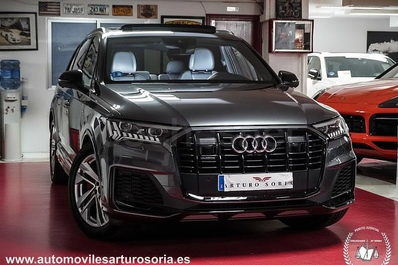 Usado Audi Q7 Competition 462 CV (339 kW) 2021 Gris / plata SUV