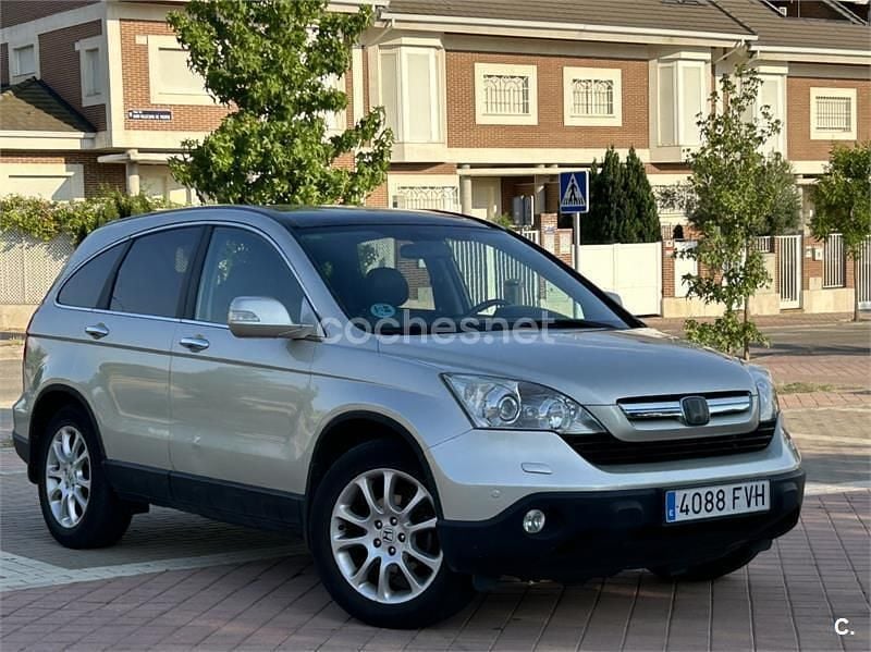 Gris / plata Usado 2007 Honda CR-V Executive SUV | 6300 € (Precio justo) - Imagen 1/4