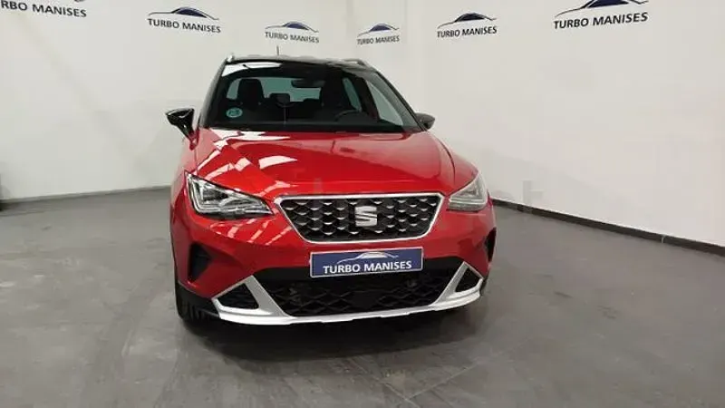 Usado Seat Arona Xperience 115 CV (84 kW) 2025 Rojo SUV