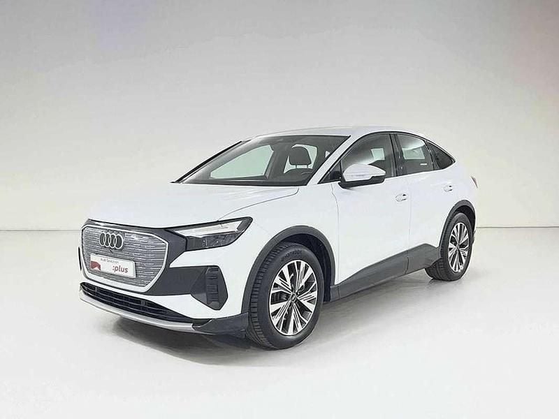 Usado Audi Q4 e-tron Advanced Plus 150 kW (204 CV) 2022 Blanco SUV