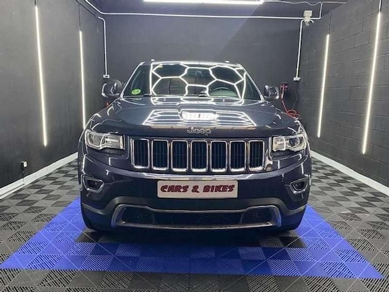 Usado Jeep Grand Cherokee Limited 250 CV (183 kW) 2015 Gris SUV