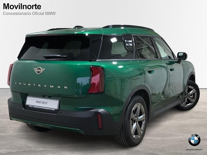 Usado Mini Countryman Essential 170 CV (125 kW) 2024 Verde SUV