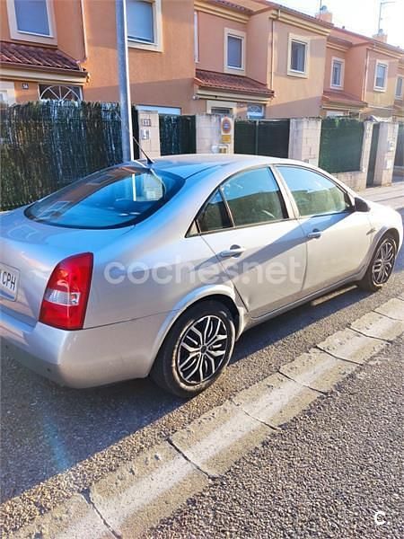 Gris / plata Usado 2003 Nissan Primera Acenta Berlina | 3000 € (Precio justo) - Imagen 1/4