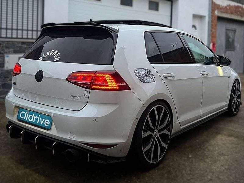 Usado VW Golf VII GTI 230 CV (169 kW) 2016 Blanco Utilitario