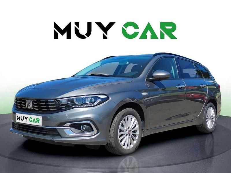 Usado Fiat Tipo 95 CV (69 kW) 2022 Gris Familiar
