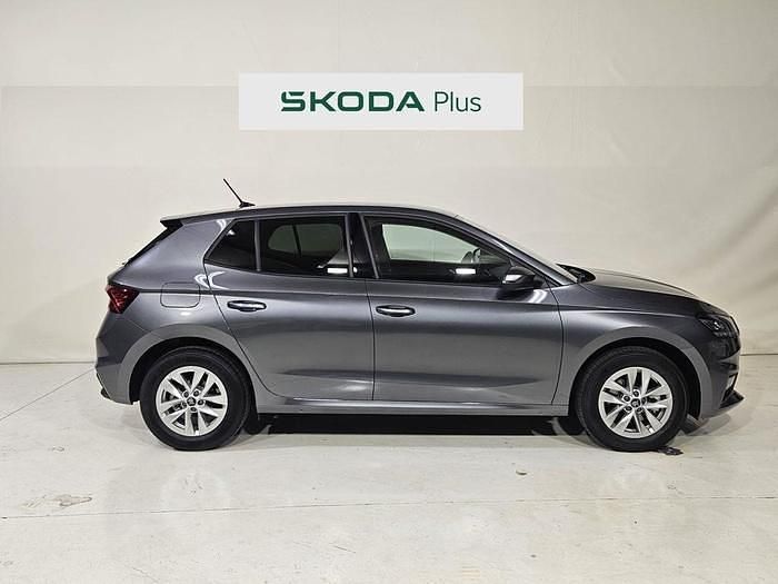 Nuevo Skoda Fabia Selection 95 CV (69 kW) 2026 Gris Utilitario