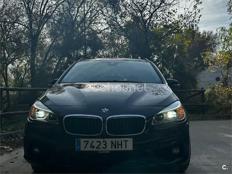 Usado BMW 218 Comfort Edition 136 CV (100 kW) 2016 Negro Familiar