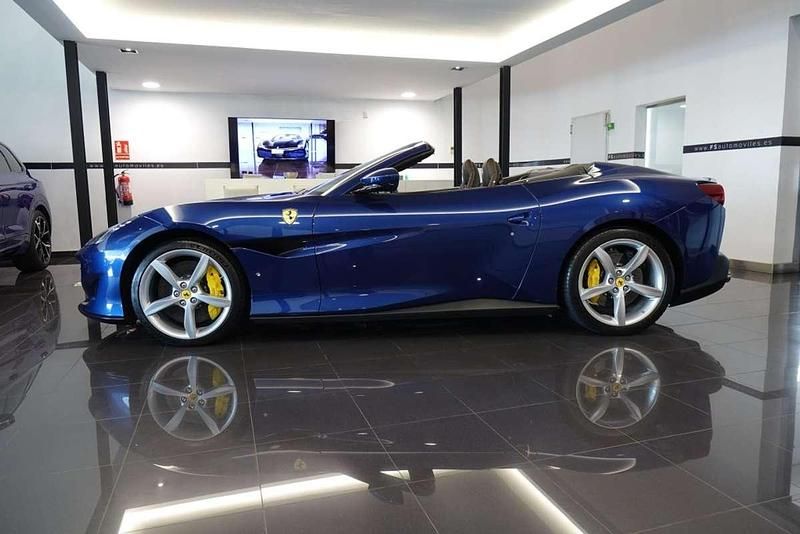 Usado Ferrari Portofino 600 CV (441 kW) 2020 Azul Descapotable