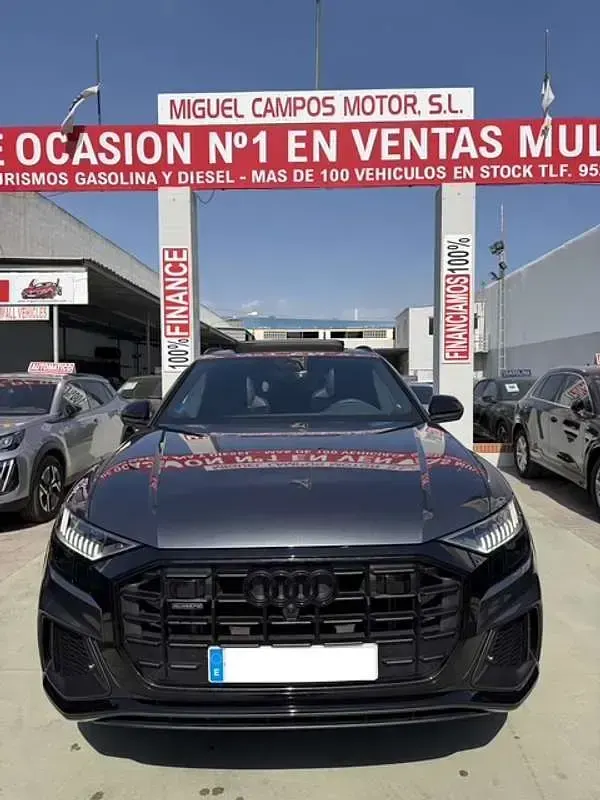 Usado Audi Q8 Comfort 462 CV (339 kW) 2023 Negro SUV