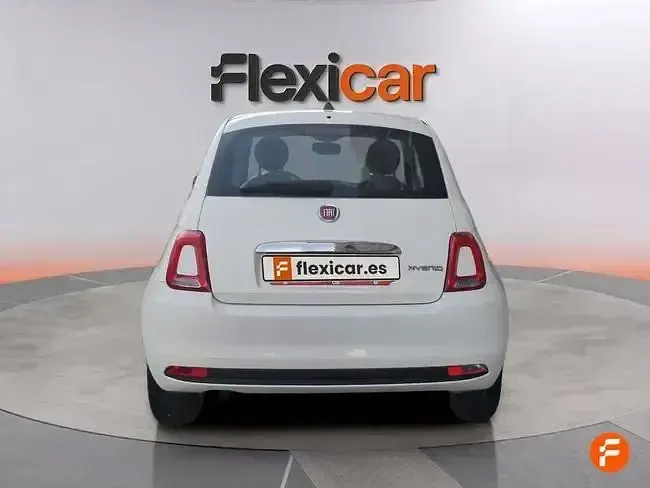 Usado Fiat 500 70 CV (51 kW) 2023 Blanco Utilitario